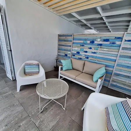 Semesterbostad Aldabra - Em